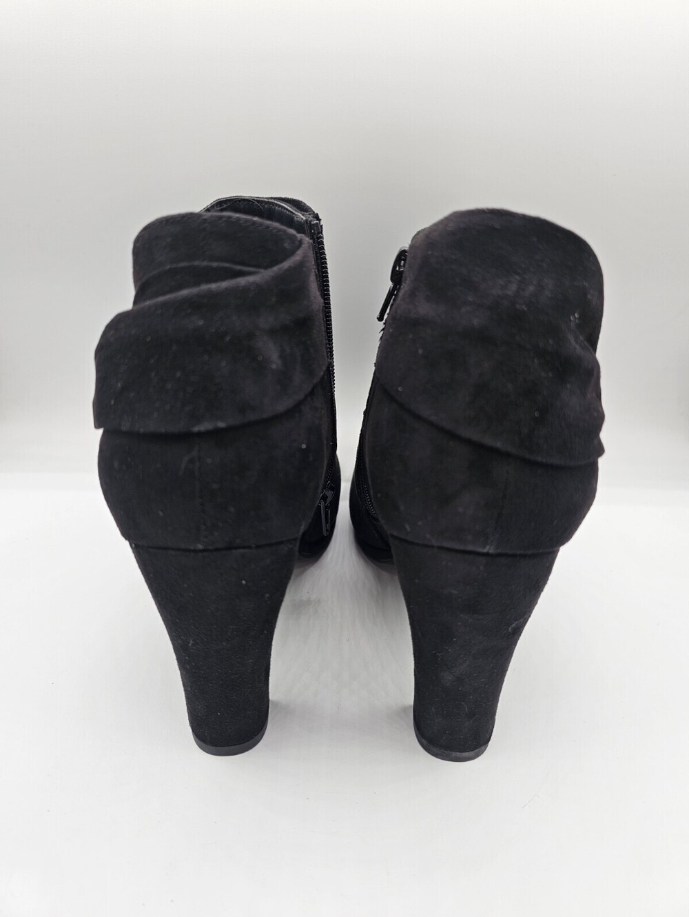 Fergalicious by Fergie Womens Sz 9.5 Ankle Booties High Heels Black Faux Suede - Picture 5 of 7